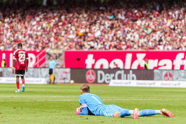 Jan Reichert (1. FC Nuernberg, 01) haelt den Sieg für den 1.FC Nuernberg fest, GER, 1. FC Nuernberg vs. Dynamo Dresden, Fussball, 2. Bundesliga, 1. Spieltag, Saison 2026 2027, 09.08.2026, DFL REGULATIONS PROHIBIT ANY USE OF PHOTOGRAPHS AS IMAGE SEQUENCES AND OR QUASI-VIDEO, GER, 1. FC Nuernberg vs. Dynamo Dresden, Fussball, 2. Bundesliga, 1. Spieltag, Saison 2026 2027, 09.08.2026, Nuernberg *** Jan Reichert, 1 FC Nuremberg, 01, secures the victory for 1 FC Nuremberg, GER, 1 FC Nuremberg vs. Dynamo Dresden, Soccer, 2. Bundesliga, Matchday 1, 2026–2027 Season, August 9, 2026, DFL regulations prohibit any use of photographs as image sequences and or quasi-video, GER, 1. FC Nuremberg vs. Dynamo Dresden, Soccer, 2. Bundesliga, Matchday 1, 2026–2027 Season, August 9, 2026, Nuremberg Copyright: xEibner-Pressefoto MaxxVogelx EP_MVL