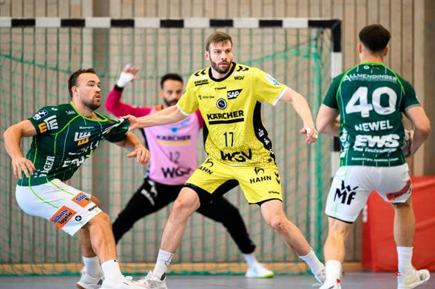 Altensteig: SCup - Finale - 26 27 - Frisch Auf Goeppingen - TVB Stuttgart Samuel Roethlisberger (Stuttgart) Altensteig Eichwaldhalle Baden-Württemberg Deutschland *** Altensteig SCup Final 26 27 Frisch Auf Göppingen TVB Stuttgart Samuel Roethlisberger Stuttgart Altensteig Eichwaldhalle Baden-Württemberg Germany