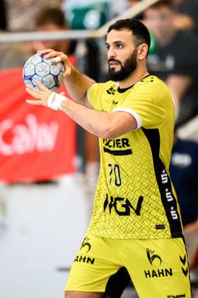 Altensteig: SCup - Finale - 26 27 - Frisch Auf Goeppingen - TVB Stuttgart Mohamed Darmoul (Stuttgart) Altensteig Eichwaldhalle Baden-Württemberg Deutschland *** Altensteig SCup Final 26 27 Frisch Auf Göppingen TVB Stuttgart Mohamed Darmoul Stuttgart Altensteig Eichwaldhalle Baden-Württemberg Germany