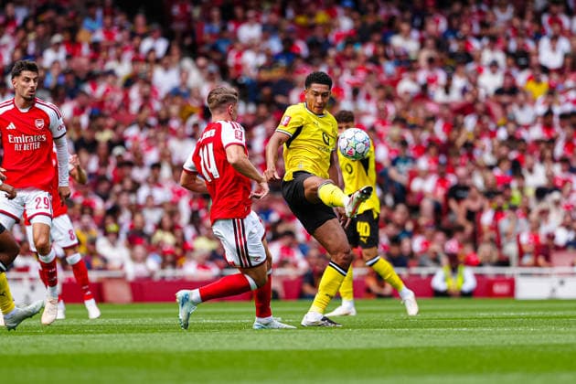 Viktor Gyökeres (FC Arsenal, 14), Jobe Bellingham (Borussia Dortmund, 07) GER, FC Arsenal vs. Borussia Dortmund, Fußball, Emirates Cup 2026, Saison 2026 2027, 09.08.2026 GER, FC Arsenal vs. Borussia Dortmund, Fußball, Emirates Cup 2026, Saison 2026 2027, 09.08.2026 London *** Viktor Gyökeres, Arsenal FC, 14, Jobe Bellingham, Borussia Dortmund, 07 GER, Arsenal FC vs. Borussia Dortmund, Soccer, Emirates Cup 2026, 2026–2027 Season, August 9, 2026 GER, Arsenal vs. Borussia Dortmund, Soccer, Emirates Cup 2026, 2026–2027 Season, August 9, 2026 London Copyright: xEibner-Pressefoto MarcelxvonxFehrnx EP_MFN_P