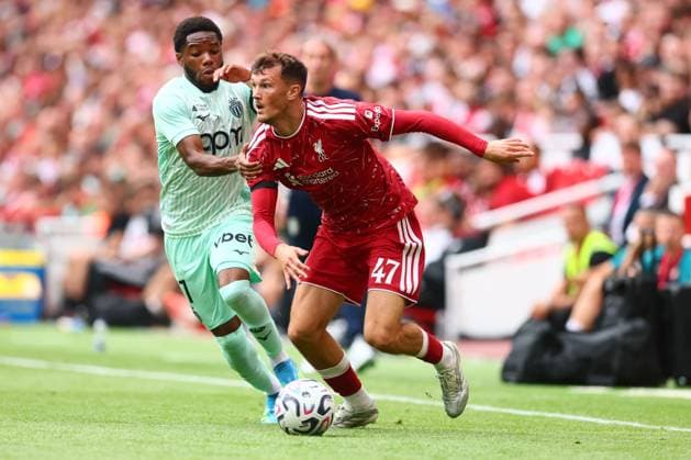 Stanis Idumbo of Monaco and Calvin Ramsay of Liverpool Liverpool v Monaco, Pre Season Friendly, Football, Anfield, Liverpool, UK - 09 Aug 2026Liverpool Anfield United Kingdom EDITORIAL USE ONLY No use with unauthorised audio, video, data, fixture lists, club league logos or live services. Online in-match use limited to 120 images, no video emulation. No use in betting, games or single club league player publications.  Copyright: xPaulxCurrie Shutterstockx 17051142fb