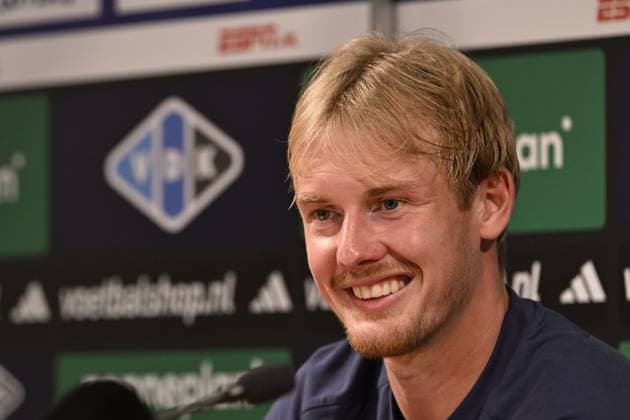 ZWOLLE - Julian Brandt of Ajax after the Dutch Eredivisie match between PEC Zwolle and AFC Ajax at the MAC3Park stadium on August 9, 2026 in Zwolle, the Netherlands. OLAF KRAAK ANP Eredivisie 2026 27 xVIxANPxSportx xxANPxIVx 565163738 originalFilename: 565163738.jpg