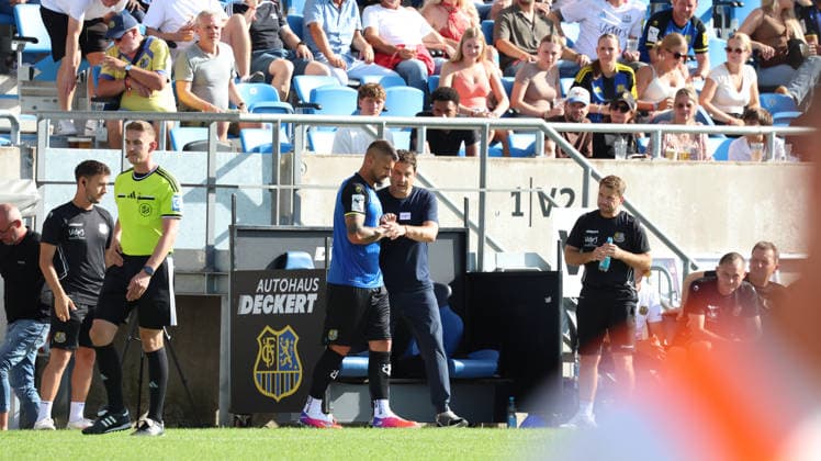 09.08.2026, xrekx, Fussball 3.Liga, 1.FC Saarbruecken - Rot-Weiss Essen v.l. Einwechslung Kai Bruenker (1. FC Saarbruecken) Argirios Giannikis (Trainer, 1. FC Saarbruecken) (DFL DFB REGULATIONS PROHIBIT ANY USE OF PHOTOGRAPHS as IMAGE SEQUENCES and or QUASI-VIDEO) Saarbruecken *** August 9, 2026, xrekx, Soccer 3rd Division, 1 FC Saarbrücken vs. Rot-Weiss Essen – Kai Bruenker substituted in; 1 FC Saarbrücken – Argirios Giannikis, Coach, 1 FC Saarbrücken DFL DFB REGULATIONS PROHIBIT ANY USE OF PHOTOGRAPHS AS IMAGE SEQUENCES AND OR QUASI-VIDEO Saarbrücken