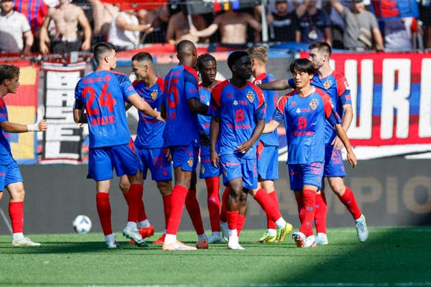 Torjubel FC Basel beim 3:0 durch Zan Celar (FC Basel, 09) , Schweiz, Fussball, Super League, 3.Spieltag, 2026 2027, FC Basel 1893 vs. FC Thun, 09.08.2026, Basel Sankt Jakob Park Schweiz *** FC Basel celebrates Zan Celar s goal to make it 3–0, FC Basel, 09, Switzerland, Soccer, Super League, Matchday 3, 2026–2027, FC Basel 1893 vs. FC Thun, August 9, 2026, Basel, St. Jakob Park, Switzerland Copyright: xGrantxHubbsx