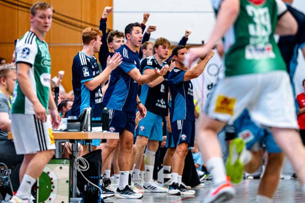 09.08.2026, xdobgx, Handball Heide-Cup 2026, TSV Hannover-Burgdorf - Handball Club Hamburg v.l. Handball Club Hamburg Teamjubel, Jubel, Torjubel, jubelt ueber das Tor, celebrate the goal, celebration Schneverdingen *** August 9, 2026, xdobgx, Handball Heide Cup 2026, TSV Hannover Burgdorf vs. Handball Club Hamburg – Handball Club Hamburg team celebration, celebration, goal celebration, celebrating the goal, Schneverdingen