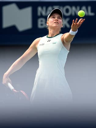 August 9, 2026, Toronto, Ontario, Canada: ELENA RYBAKINA of Kazakhstan serves the ball during her round-of-16 match against Liudmila Samsonova at the National Bank Open, part of the Hologic WTA, Tennis Damen Tour at Sobeys Stadium. Tennis 2026: WTA 1000 National Bank Open Presented By Rogers.  - ZUMAr228 20260809_znp_r228_011 Copyright: xVasiliyxRyabykhx