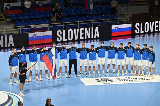 GERMANY vs SLOVENIA TEAM handball U18 Gernany national team, Nationalteam vs Slovenia during EHF U18 European Championship, EM, Europameisterschaft final match at Aleksandar Nikolic Pionir hall, Belgrade 09.08.2026 Foto: HANDBALL, SERBIA, EHF EUROPEAN U18 CHAMPIONSHIP, GERMANY, SLOVENIA Belgrade Aleksandar Nikolic Pionir arena Serbia Copyright: xMarkoxMetlasx xMNxPressx
