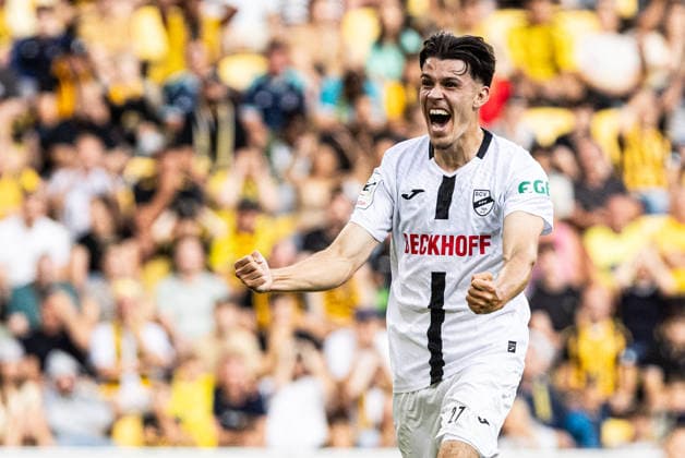 3.Liga: Alemannia Aachen - SC Verl; 09.08.2026 SC Verl bejubelt das Tor, 0:1 durch Felix Vogler (SC Verl, 27) 3.Liga: Alemannia Aachen - SC Verl; Tivoli, Aachen; 09.08.2026 DFB regulations prohibit any use of photographs as image sequences and or quasi video. *** 3rd Division: Alemannia Aachen vs. SC Verl, August 9, 2026. SC Verl celebrates the goal—0–1 by Felix Vogler (SC Verl), 27 3rd Division Alemannia Aachen vs. SC Verl, Tivoli, Aachen, August 9, 2026. DFB regulations prohibit any use of photographs as image sequences and or quasi-video. Copyright: xBEAUTIFULxSPORTS Buriakovx