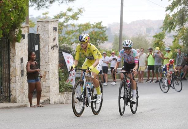Tour de France féminin PHOTOPQR NICE MATIN Jean François Ottonello ; Nice ; 09 08 2026 ; Tour de France Femmes - Etape 9 Nice-Nice, ici dans le Vinaigrier, 4e montee du col d Eze avec Demi Vollering, maillot jaune, et Katarzyna Niewiadoma 9th and final stage of the fifth edition of the Women s Tour de France cycling race, 99.2 km from Nice to Nice, southeastern France on August 9, 2026. Nice France  Copyright: xPHOTOPQR NICExMATIN MAXPPPxJeanxFrançoisxOttonellox 20260809NIM7231 20260809NIM7231