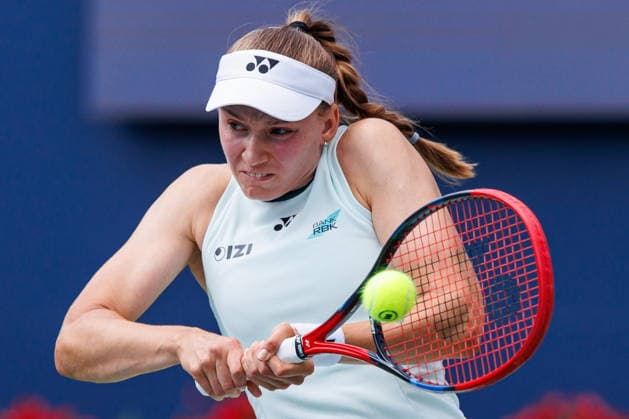 August 9, 2026, Toronto, On, Canada: Elena Rybakina of Kazakhstan returns the ball from Liudmila Samsonova during round of 16 National Bank Open tennis action in Toronto, on Sunday, Aug. 9, 2026. Canada News - August 9, 2026  - ZUMAc35_ 20260809_zaf_c35_008 Copyright: xKeitoxNewmanx
