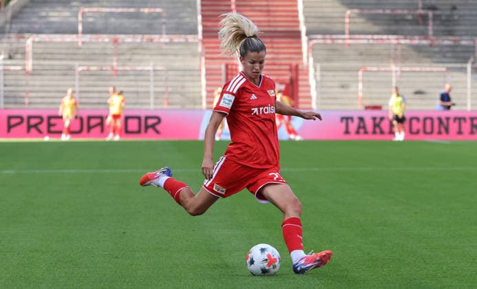 Nele Bauereisen am Ball Einzelbild Freisteller Aktion Fußball Fussball Testspiel Frauen Damen Bundesliga Saison 2026 2027 09.08.2026 1.FC Union Berlin FCU vs Inter Mailand DFL regulations prohibit any use of photographs as image sequences and or quasi-video *** Nele Bauereisen on the Ball Single Image Cutout Action Sports Soccer Women s Bundesliga Season 2026–2027 September 8, 2026 1. FC Union Berlin (FCU) vs. Inter Milan DFL regulations prohibit any use of photographs as image sequences and or quasi-video