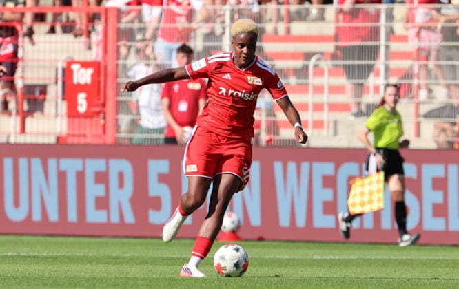 Naika Reissner am Ball Einzelbild Freisteller Aktion Fußball Fussball Testspiel Frauen Damen Bundesliga Saison 2026 2027 09.08.2026 1.FC Union Berlin FCU vs Inter Mailand DFL regulations prohibit any use of photographs as image sequences and or quasi-video *** Naika Reissner with the ball; single frame; cutout; action; sports; soccer; women s soccer; friendly match; Women s Bundesliga; 2026–2027 season; September 8, 2026; 1. FC Union Berlin (FCU) vs. Inter Milan; DFL regulations prohibit any use of photographs as image sequences and or quasi-video