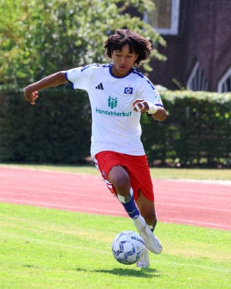 Fußball, U19, FC St. Pauli - Hamburger SV U19 DFB-Nachwuchsliga - Vorrunde Gruppe A FC St.Pauli - Hsamburger SV im Hammer Park Stadion Thierry Sedlatschek (HSV) *** U19 DFB Youth League Preliminary Round, Group A: FC St. Pauli vs. Hsamburger SV at Hammer Park Stadium; Thierry Sedlatschek (HSV)