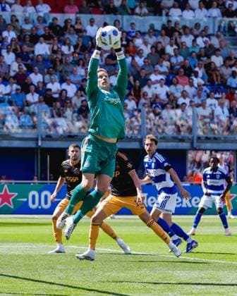 ZWOLLE , 09-08-2026 , MAC3park stadion , season 2026 2027 , Dutch Eredivisie football , match between PEC Zwolle and Ajax , picture shows Ajax goalkeeper Marc ter Stegen PEC - Ajax  x205590044x Copyright: