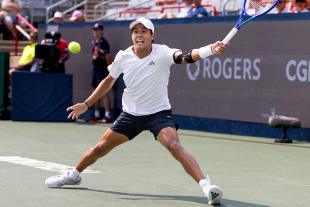 August 9, 2026, Montreal, Quebec, Canada: LEARNER TIEN (12) from USA in match forehand against Thiago Agustin Tirante from Argentina in round of 16 at Canadian Open at IGA stadium in Montreal, Quebec, Canada on 2026-08-09 TENNIS: Canadian Open Montreal 2026  - ZUMAl189 20260809_zsp_l189_057 Copyright: xYannickxLegarex