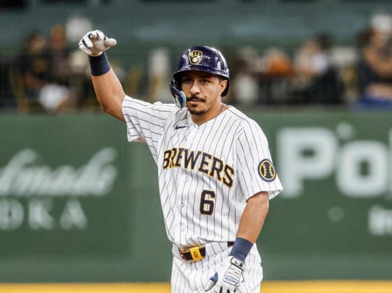 Milwaukee Brewers shortstop David Hamilton reacts after hitting a double in the fifth inning of the MLB, Baseball Herren, USA game between the Minnesota Twins and the Milwaukee Brewers at American Family Field in Milwaukee, Wisconsin on Sunday, August 9, 2026.  MIL20260809817 TANNENxMAURY