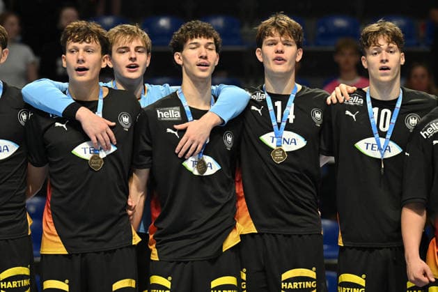 GERMANY vs SLOVENIA TJORVEN KNACKSTEDT , ELVIS ERNESTO KRETZSCHMAR, LENN STROBEL , KALLE GAUGISCH handball U18 Gernany national team, Nationalteam vs Slovenia during EHF U18 European Championship, EM, Europameisterschaft final match at Aleksandar Nikolic Pionir hall, Belgrade 09.08.2026 Foto: HANDBALL, SERBIA, EHF EUROPEAN U18 CHAMPIONSHIP, GERMANY, SLOVENIA Belgrade Aleksandar Nikolic Pionir arena Serbia Copyright: xMarkoxMetlasx xMNxPressx