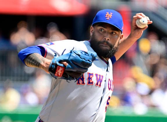 New York Mets pitcher Sean Manaea (59) throws in the first inning against the Pittsburgh Pirates at PNC Park on Sunday, August 9, 2026 in Pittsburgh.  PIT2026080904 ArchiexCarpenter
