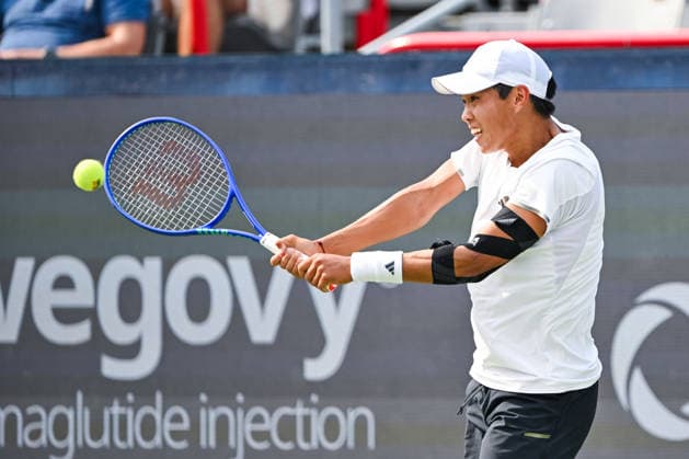 MONTREAL, QC - AUGUST 09: Learner Tien (USA) returns the ball during a fourth round match at National Bank Open on August 09, 2026 at IGA Stadium in Montreal, QC (Photo by David Kirouac Icon Sportswire) TENNIS: AUG 09 National Bank Open EDITORIAL USE ONLY Icon26080904926