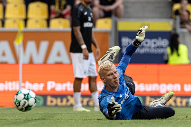 3.Liga: Alemannia Aachen - SC Verl; 09.08.2026 Fabian Pekruhl (SC Verl, 32) 3.Liga: Alemannia Aachen - SC Verl; Tivoli, Aachen; 09.08.2026 DFB regulations prohibit any use of photographs as image sequences and or quasi video. *** 3rd Division: Alemannia Aachen vs. SC Verl, August 9, 2026; Fabian Pekruhl (SC Verl), 32; 3rd Division: Alemannia Aachen vs. SC Verl at Tivoli, Aachen, August 9, 2026 DFB regulations prohibit any use of photographs as image sequences and or quasi-video Copyright: xBEAUTIFULxSPORTS Buriakovx