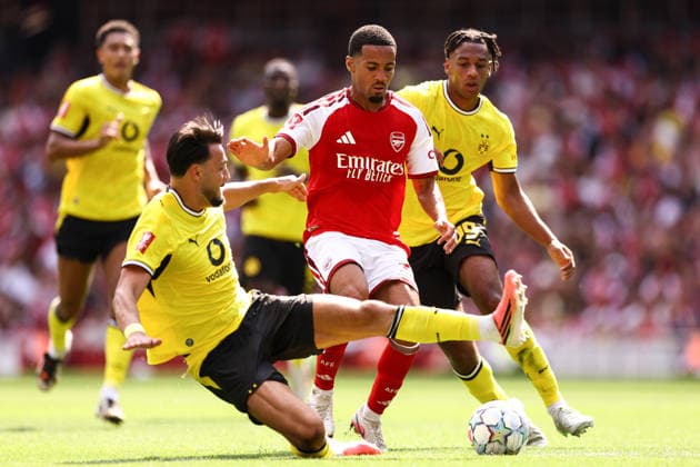 Football: Borussia Dortmund sign Ethan Nwaneri on loan from Arsenal FC – archive photos