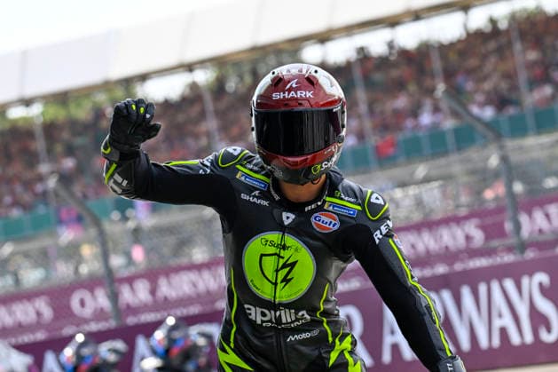 MOTO - MOTO GP - BRITISH GRAND PRIX 2026 FERNANDEZ Raul (spa), Trackhouse MotoGP Team, Aprilia RS-GP26, portrait, celebrating his win during the 2026 Qatar Airways Grand Prix of Great Britain on the Silverstone Circuit from August 7 to 9, 2026, in Silverstone, United Kingdom - SilverstoneUnited Kingdom  Copyright: xGIGIxSOLDANOx