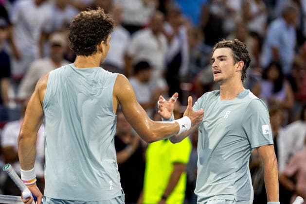August 9, 2026, Montreal, Quebec, Canada: JOAO FONSECA (22) from Brazil shaking hand after lost against Ben Shelton (5) from USA in round of 16 at Canadian Open at IGA stadium in Montreal, Quebec, Canada on 2026-08-09 Montreal Canada - ZUMAl189 20260809_zsp_l189_131 Copyright: xYannickxLegarex