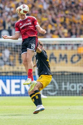v.l.n.r.: Rafael Lubach (1. FC Nürnberg) und Friedrich Müller (Dynamo Dresden), im 2. Bundesliga-Spiel zwischen dem 1. FC Nürnberg und Dynamo Dresden im Max-Morlock-Stadion, Nürnberg, Deutschland, am 9. August 2026. in action during the 2nd Bundesliga match between 1. FC Nuremberg and Dynamo Dresden at the Max-Morlock Stadium, Nuremberg, Germany, on August 9, 2026. DFB DFL REGULATIONS PROHIBIT ANY USE OF PHOTOGRAPHS AS IMAGE SEQUENCES AND OR QUASI-VIDEO, *** From left to right: Rafael Lubach of 1. FC Nuremberg and Friedrich Müller of Dynamo Dresden, in the 2. Bundesliga match between 1. FC Nuremberg and Dynamo Dresden at the Max Morlock Stadium, Nuremberg, Germany, on August 9, 2026, in action during the 2nd Bundesliga match between 1 FC Nuremberg and Dynamo Dresden at the Max Morlock Stadium, Nuremberg, Germany, on August 9, 2026. DFB and DFL regulations prohibit any use of photographs as image sequences and or quasi-video, Copyright: HMBxMedia xHeikoxBecker