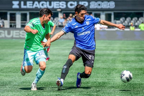 August 9, 2026, Seattle, Washington, USA: Quero taro midfielder Rodrigo BogaroÂ­n (28) and Seattle Sounders FC defense Kalani Kossa-Rienzi (85) during the match between Queretaro and the Seattle Sounders FC in the 2026 Leagues Cup soccer match at Lumen Field, Seattle, Washington Seattle USA - ZUMAj111 20260809_zsp_j111_017 Copyright: xTomxJonesx