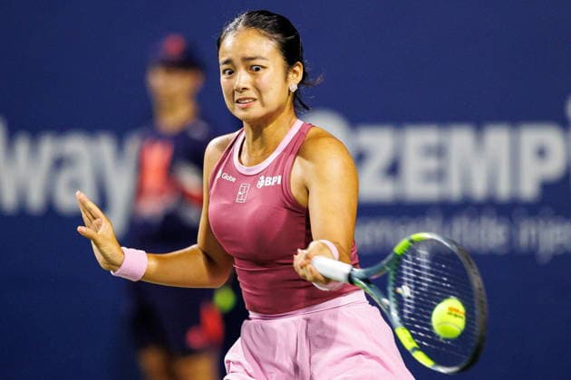 August 9, 2026, Toronto, On, Canada: Alexandra Eala of the Philippines returns the ball from Belinda Bencic of Switzerland during round of 16 National Bank Open Tennis action in Toronto, on Sunday, Aug. 9, 2026. Canada News - August 9, 2026  - ZUMAc35_ 20260809_zaf_c35_149 Copyright: xKeitoxNewmanx