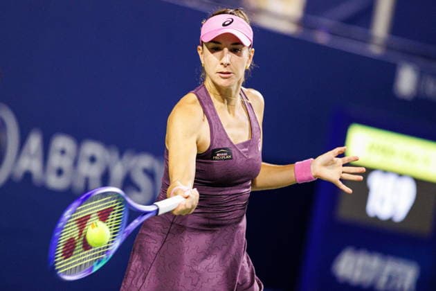 August 9, 2026, Toronto, On, Canada: Belinda Bencic of Switzerland returns the ball from Alexandra Eala of the Philippines during round of 16 National Bank Open Tennis action in Toronto, on Sunday, Aug. 9, 2026. Canada News - August 9, 2026  - ZUMAc35_ 20260809_zaf_c35_150 Copyright: xKeitoxNewmanx