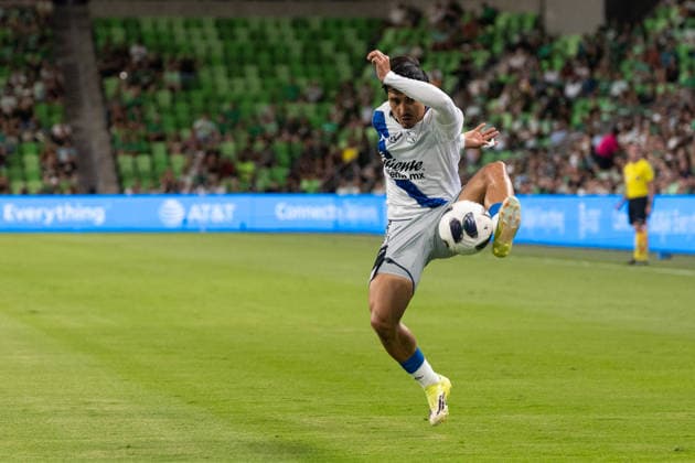 AUSTIN, TX - AUGUST 09: Forward Fernando Monarrez 7 of Club Puebla controls the ball with a first touch during the Leagues Cup match between Austin FC and Club Puebla on August 9, 2026, at Q2 Stadium in Austin, TX. (Photo by David Buono Icon Sportswire) SOCCER: AUG 09 Leagues Cup Austin vs Puebla EDITORIAL USE ONLY Icon260809009
