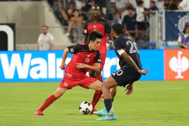 Anibal Godoy (R) of San Diego FC vies for the ball with Gilberto Mora of Tijuana during a Leagues Cup match between San Diego FC and Tijuana at Snapdragon Stadium in San Diego, USA, 09 August 2026. Leagues Cup: San Diego FC vs Tijuana !ACHTUNG: NUR REDAKTIONELLE NUTZUNG!  Copyright: xOmarxAlonsox AME7595 20260810-55021108940_1