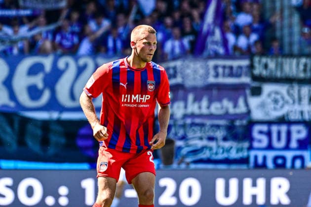 Football, 2nd Bundesliga, Adrian Beck moves from 1. FC Heidenheim to VfL Osnabrück, archive photos