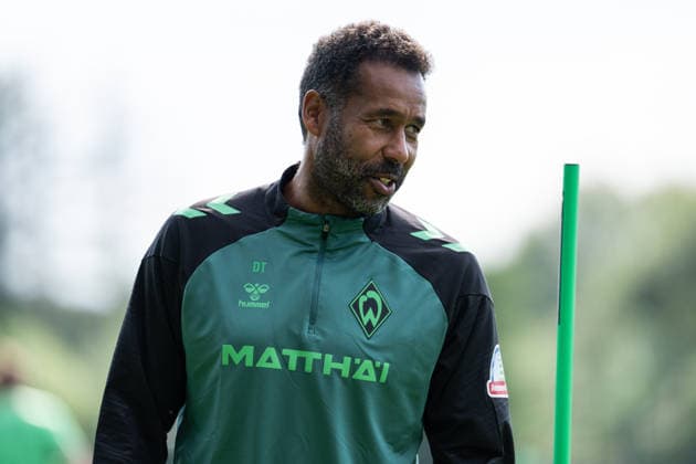 10.08.2026, GER Deutschland, Fussball, Saison 2026 2027, Trainingslager Werder Bremen, 1. Einheit des Trainingslagers von SV Werder Bremen in Harsewinkel-Marienfeld Daniel Thioune (Chef-Trainer, SV Werder Bremen) Harsewinkel-Marienfeld Hotel-Residence Klosterpforte Nordrhein-Westfalen (NRW) Deutschland *** August 10, 2026, GER Germany, Soccer, 2026–2027 Season, Werder Bremen Training Camp, 1 session of SV Werder Bremen’s training camp in Harsewinkel-Marienfeld; Daniel Thioune, Head Coach, SV Werder Bremen; Harsewinkel-Marienfeld; Hotel Residence Klosterpforte; North Rhine-Westphalia (NRW), Germany Copyright: xnordphotoxGmbHx xChristianxSchulzex