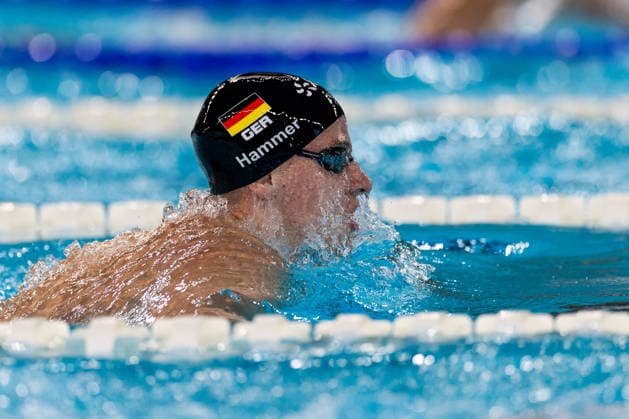 SWIMMING - EAC 2026 PARIS,FRANCE,10.AUG.26 - SWIMMING - European Aquatics Championships Paris 2026, 4x100m medley, men. Image shows Finn Hammer (GER).  GEPAxpictures xPhilippxBrem