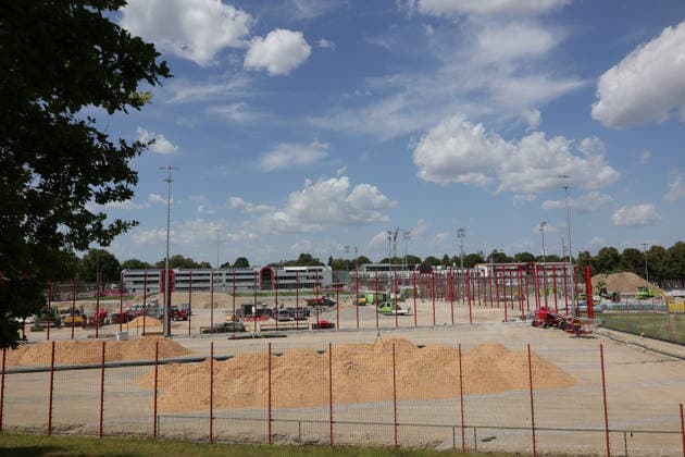 10.08.2026, FC Bayern Training , Saebenerstrasse Muenchen, Fussball, im Bild: Baustelle bei FC Bayern *** August 10, 2026, FC Bayern Training, Saebenerstrasse, Munich, Soccer, Sports, Pictured: Construction site at FC Bayern