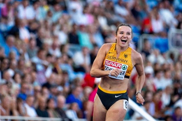 10.08.2026, GBR, Leichtathletik, Europameisterschaft 2026, Abendsession Tag 1, Birmingham Rosina Schneider ( Deutschland ) jubelt im Ziel, 100 Meter Hürden Sprint Damen, Vorlauf Birmingham Alexander Stadium England Großbritannien *** August 10, 2026, GBR, Track and Field, 2026 European Championships, Evening Session, Day 1, Birmingham: Rosina Schneider of Germany celebrates at the finish line, Women s 100-meter Hurdles, Heats, Birmingham Alexander Stadium, England, Great Britain Copyright: xNordphoto Memmlerx