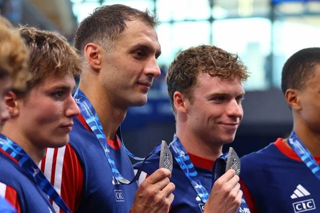 Championnat d Europe de natation PHOTOPQR LE COURRIER PICARD Haslin ; Saint Denis ; 10 08 2026 ; 10 08 26 Championnat d Europe de natation Centre Aquatique Olympique Finale du relais 4x200m nage libre Hommes - Roman Fuchs et Léon Marchand - 2èmes medaille d argent Photo Fred Haslin LEN European Aquatics Championships at the Olympic Aquatic Centre in Saint-Denis, northern suburbs of Paris, on August 10, 2026 Saint Denis 93 France  Copyright: xPHOTOPQR LExCOURRIERxPICARD MAXPxHaslinx 20260810LCP8575 20260810LCP8575
