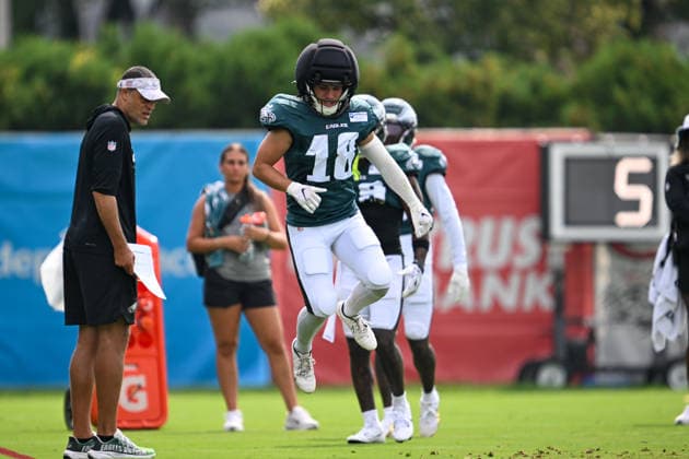 PHILADELPHIA, PA - AUGUST 10: Philadelphia Eagles wide receiver Britain Covey 18 runs a drill during the Philadelphia Eagles training camp on August 10th, 2026 at Jefferson Health Training Complex in Philadelphia, PA. (Photo by Terence Lewis Icon Sportswire) NFL, American Football Herren, USA AUG 10 Eagles Training Camp EDITORIAL USE ONLY Icon260810090