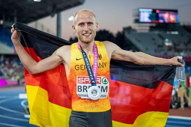 BIRMINGHAM, GREAT BRITAIN - AUGUST 10, 2026 : Silver over 5000m for Florian BREMM (GER Germany) during the European Athletics Championships at Alexander Stadium on August 10, 2026 in Birmingham, Great Britain. Nordrhein-Westfalen Great Britain Copyright: xLeahxKohringx