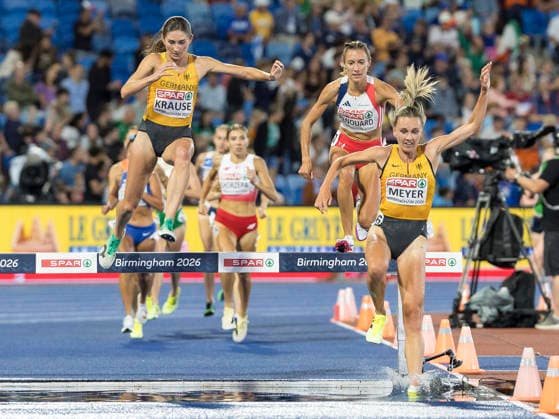 BIRMINGHAM, GREAT BRITAIN - AUGUST 10, 2026 : Gesa Felicitas KRAUSE (GER Germany), Lea MEYER (GER Germany) competing in the 3000m hurdles during the European Athletics Championships at Alexander Stadium on August 10, 2026 in Birmingham, Great Britain. Oregon Great Britain Copyright: xAxelxKohringx