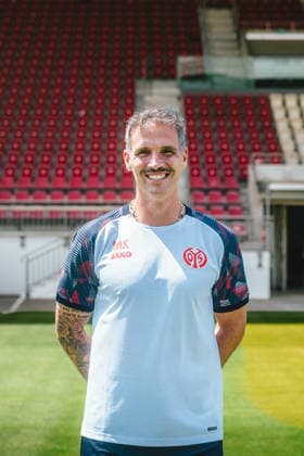 Marcel Kostadinov - Fussball, Frauen, 1. Bundesliga - Porträttermin 2026 2027 - 1. FSV Mainz 05 - 16.07.26 *** Marcel Kostadinov Soccer, Women s, 1. Bundesliga Profile 2026 2027 1 FSV Mainz 05 16 07 26