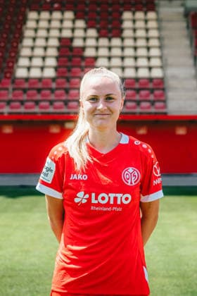 Paula Flach - Fussball, Frauen, 1. Bundesliga - Porträttermin 2026 2027 - 1. FSV Mainz 05 - 16.07.26 *** Paula Flach Soccer, Women s, 1st Bundesliga Profile 2026 2027 1 FSV Mainz 05 16 07 26