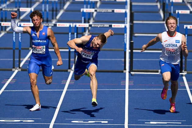 LKS 20260811 From left, Peter David of Slovakia, Elmo Lakka of Finland and Stepan Stefko of Czechia during the qualification of the men s 110m hurdles at the European Athletics Championships in Birmingham, England on August 11, 2026. - ANTTI AIMO-KOIVISTO Birmingham United Kingdom DtEPo0Ebntc  Copyright: xAnttixAimo-Koivistox DtEPo0Ebntc