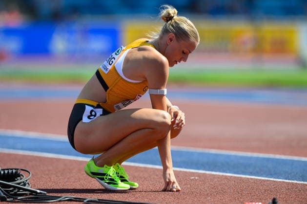 BIRMINGHAM, GREAT BRITAIN - August 11: Majtie Kolberg (Germany) dejected after she had to give up the race due to injury during the 800 metres semi-final race during the European Athletics Championships 2026 at Alexander Stadium in Birmingham, Great Britain (Photo by Sven Beyrich Sports Press Photo)  Copyright: xSvenxBeyrich SportsxPressxPhotox Sportspressphoto_SPR204227