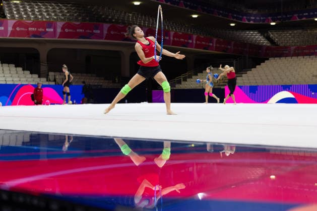 Weltmeisterschaft der Rhythmischen Sportgymnastik Lauren Grüniger aus der Schweiz beim ersten Training in der Festhalle. Weltmeisterschaft der Rhythmischen Sportgymnastik vom 11. bis zum 16. August in der Festhalle in Frankfurt am Main., Frankfurt am Main Hessen Deutschland Festhalle *** World Rhythmic Gymnastics Championships: Lauren Grüniger of Switzerland at her first practice session at the Festhalle. World Rhythmic Gymnastics Championships, August 11–16, at the Festhalle in Frankfurt am Main, Frankfurt am Main, Hesse, Germany. Festhalle