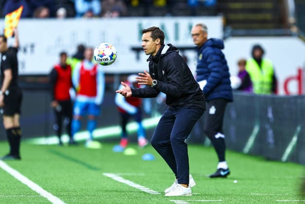 Fotball, Champions League 2025 2026: Bodo Glimt - Union Saint-Gilloise Bodo 20260811. David Hubert under kvalifiseringskampen til Champions League mellom Bodo Glimt og Union Saint-Gilloise pa Aspmyra stadion. Foto: Mats Torbergsen NTB Bodo Norge EDITORIAL USE ONLY. RESTRICTED USE FOR BETTING COMPANIES Ref:_SPO1iBhMdf6h6Y.jpg *** Soccer, Champions League 2025–2026 Bodo Glimt vs. Union Saint-Gilloise Bodo, August 11, 2026: David Hubert during the Champions League qualifying match between Bodo Glimt and Union Saint-Gilloise at Aspmyra Stadium. Photo by Mats Torbergsen, NTB, Bodo, Norway. EDITORIAL USE ONLY RESTRICTED USE FOR BETTING COMPANIES  Copyright: xMatsxTorbergsenx xNTBx