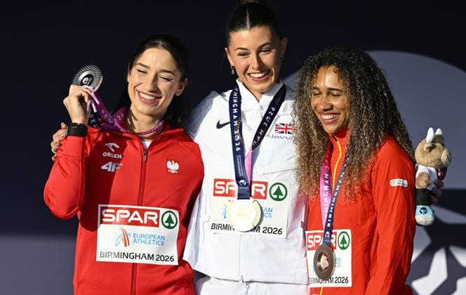 Athletics, European Championships in Birmingham, 100m, women’s, medal ceremony with European champion Amy Hunt