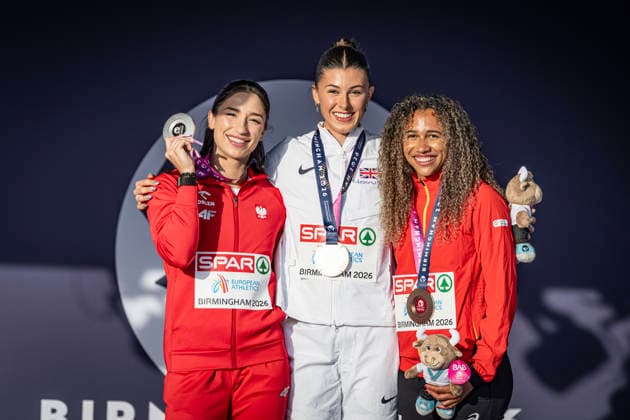 RECORD DATE NOT STATED 11th August 2026; Alexander Stadium, Birmingham, Midlands, England; 2026 European Athletics Championships, Day Two; Amy Hunt (GBR) celebrates winning gold in the womens 100m final with Ewa Swoboda (POL) in second and Delphine Nkansa (BEL) in third GodfreyxPitt
